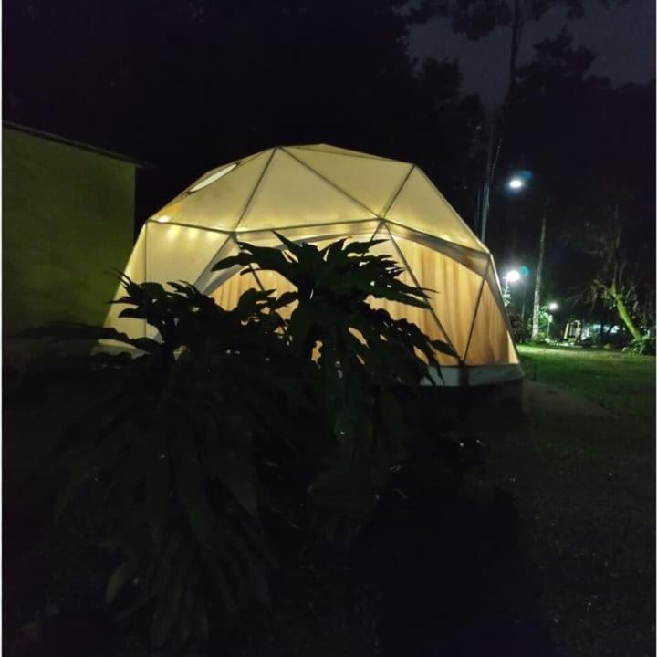 Glamping Naioth Lägenhet Guápiles Exteriör bild