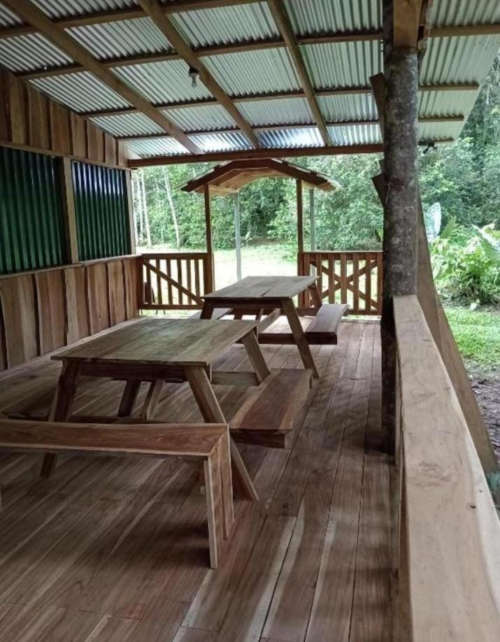 Glamping Naioth Lägenhet Guápiles Exteriör bild